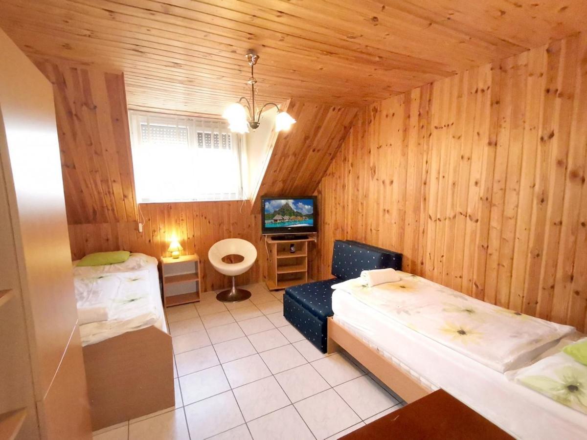 Bed and Breakfast Patko Fogado Hajdúszoboszló Esterno foto